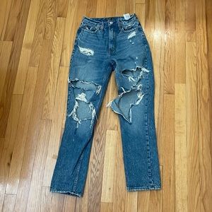 Abercrombie mom jeans